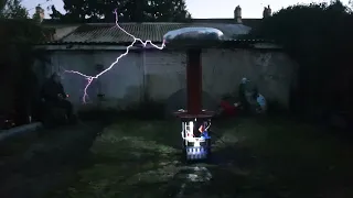 Another Tesla coil is born .