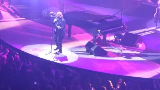 Billy Joel - Uptown Girl LIVE San Antonio Tx. 12/9/16
