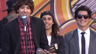 APMAs 2014: Bring Me The Horizon win Best International Band, presented by Pierce The Veil