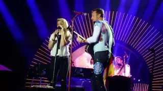 Shakira & Chris Martin "Me enamoré" Global Citizen Festival Hamburg July 06 2017