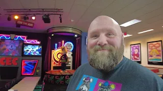 I Visit The Chuck E. Cheese In Roseville California And See Some Unique Decor!