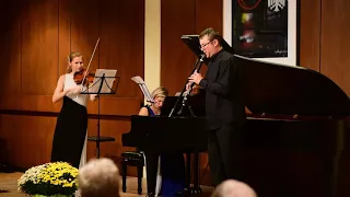 Trio Sérénade. Johannes Brahms - Hungarian Dance No. 6 - Vivace