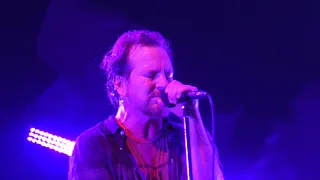 Pearl Jam - We don't need no education @Pinkpop 2018