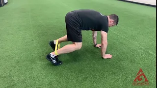 MIni Band Lateral Bear Crawl