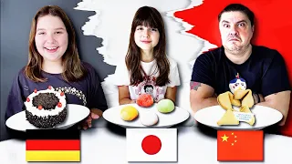 Τρώμε Γλυκά από διάφορες ΧΩΡΕΣ / EATING FOODS FROM ALL OVER THE WORLD