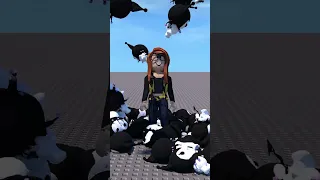 raining KUROMI, SAND and ICE CUBES in roblox #shorts