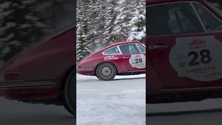 Porsche 912 chasing a Ford 17 M Super up the hill at Planai-Classic 2023 🏁