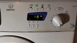 Indesit WIE107 EXTREMELY unbalanced spins complication's!(BANGS and MOVES...)