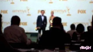 Julie Bowen & Ty Burrell Emmy Acceptance Speech Backstage