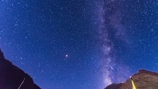 Time-Lapse: Lose Yourself in the Night Sky