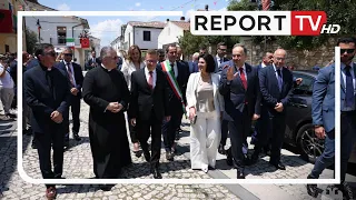 Report TV -Presidenti Begaj shpallet ‘Qytetar Nderi’ nga Komuna e Roshanos në Itali
