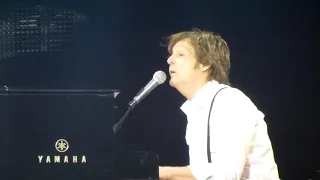 Paul McCartney - Golden Slumbers / Carry That Weight / the End  - Rotterdam  24-Mrt-2012