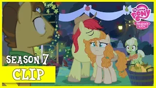 Pear Butter Becomes Part Of The Apple Family (The Perfect Pear) | MLP: FiM [HD]