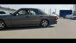 Burnout Mercedes-Benz W124 230E