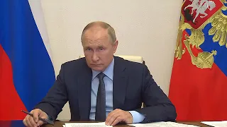 Путину доложили о разработке нового препарата от болезни Бехтерева