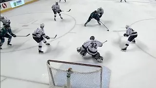 Sorensen weaves his way through Kings defence and beats Quick on the backhand