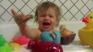 toddler poop in tub
