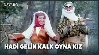 Davaro Türk Filmi | Sülo Karısı Ayşo'yu Kaçırmak İçin Kadın Kılığında Düğüne Gidiyor