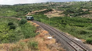 Trenitalia Regionale (Sicilia) Catania - Caltagirone alla salita di Scordia.