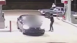 Video shows father of 2 being ambushed at gas station #shorts