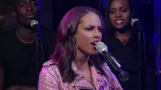 Alicia Keys - Empire State of Mind (Late Show 12-18-09) HD