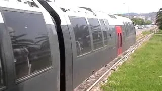 Train overtakes traffic jam in Ajaccio, Corsica