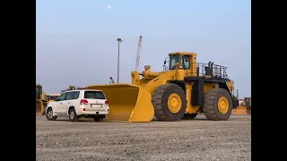 One of the most biggest Wheel Loader in the world, Komatsu WA800 wheel loader. over size machine