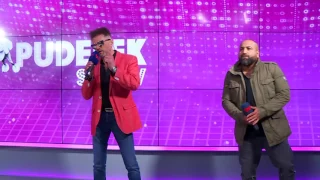 Rutkowski ŚPIEWA w Pudelek Show! "To jest piosenka dla partnerki!"