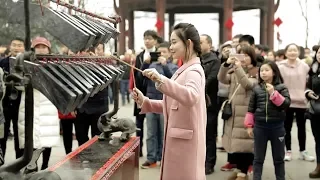 Flash mob: When Chinese chime bells meet Western musical instruments