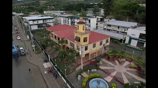 Reina y Mister de la carrera Pedagogía de los Idiomas Nacionales y Extranjeros 2024