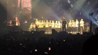 Paul McCartney - Wonderful Christmastime (12/12/18 Liverpool)