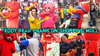 Teddy bear prank on shopping mall।। public funny reaction😂।।prank in India।।prank video#gnateddyboy