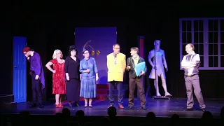 Clip from last scene of Clue on Stage