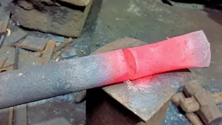 Axe Making - Very Amazing And Easy Skill Of Make an Axe / Axe Making Blacksmith