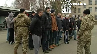 До сьомої хвилі мобілізації готує українців Міністерство оборони