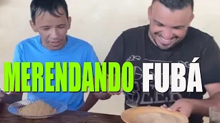 Junior Vianna Fazendo Fubá para merendar Mais Cachorrão do brega