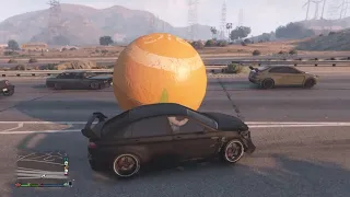 GTA5 Online - rolling a big orange ball to Los Santos