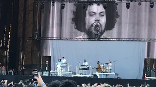 Metronomy - The Look (live Lollapalooza Chile 2018)