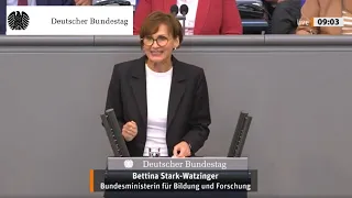 Bundestag verabschiedet 27. BAföG-Novelle