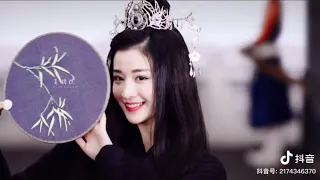 Chinese girls wear Chinese dress and dance tik tok China (douyin)