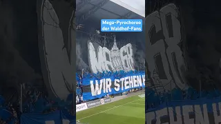 Mega-Choreo der Fans des SV Waldhof Mannheim mit Pyrotechnik vs. VfB Lübeck