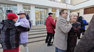 9.03.24г..."Одной Тобою Я Живу"...Борис Шварцман... в Гомельском парке...