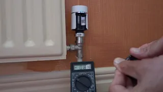 Changing batteries on a Wiser Heat Thermostat