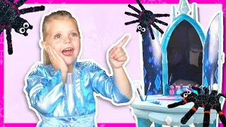 Elsa Learns Not To Judge! Spiders Want To Be Her Friend! Kin Tin Frozen 2 Pretend Play Adventure