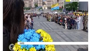 На Майдані попрощалися з двома бійцями батальйону "Айдар"