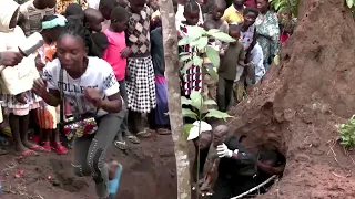 Congo's long-lost statue fuels a fight for the forest | REUTERS