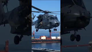 NH90 lands on USNS Mercy for the first time | Royal New Zealand Air Force