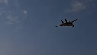 [RC비행기] 구름이 너무 이쁜 하늘에 F-14A 톰켓 띄우기~