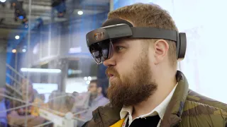 Смотрю в будущее с HoloLens 2 - самый удивительный гаджет 2019... So far...