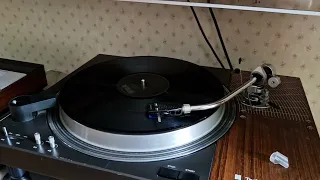 Technics SL-110, SME 3009 S2 Imp and Nagaoka JT80-LB playing Black Sabbath